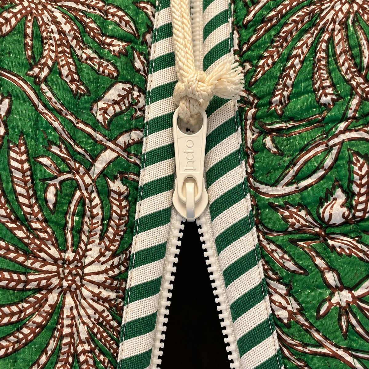 Tote Bag aus Baumwolle in Grün, Reißverschluss