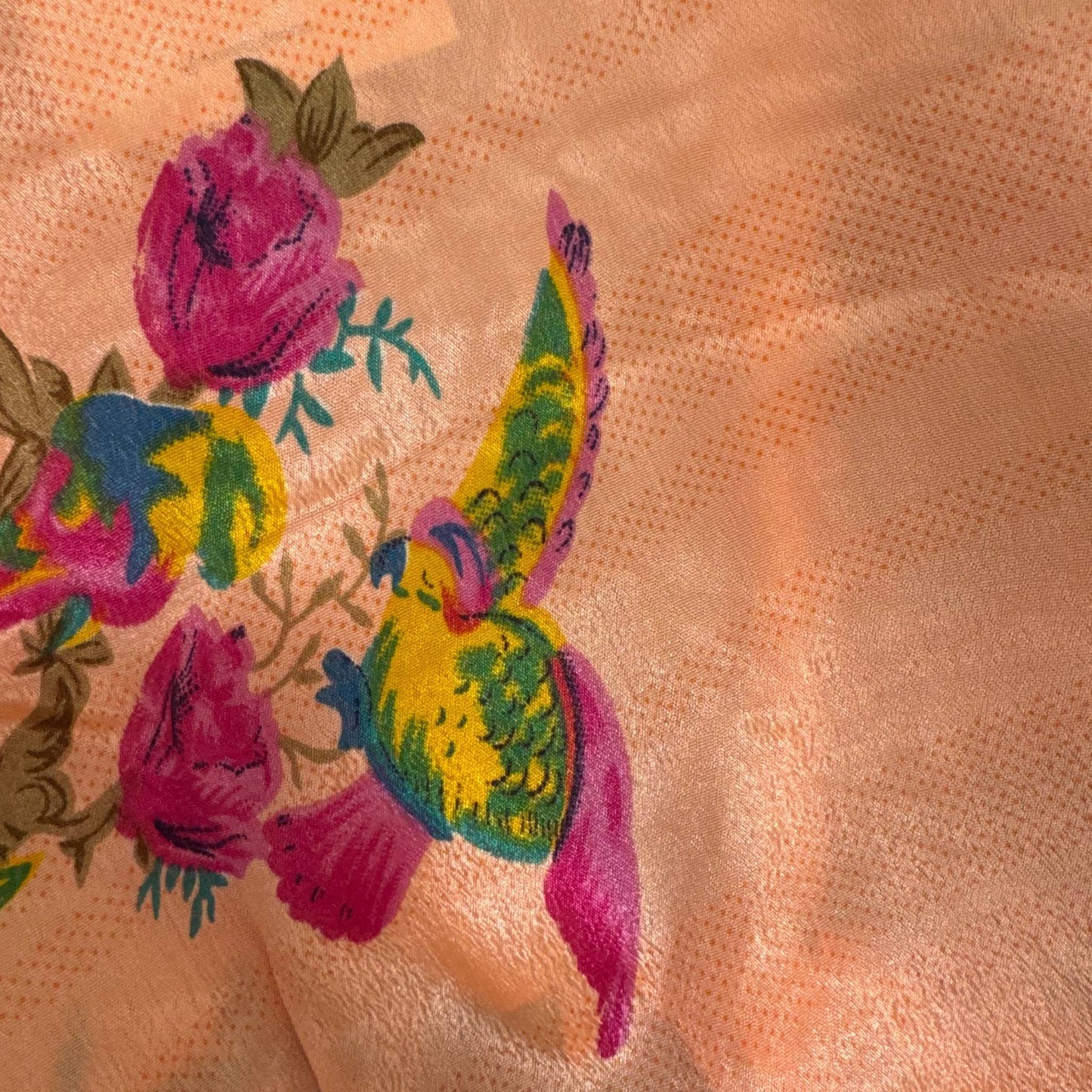 Upcycled Wickelbluse #915 aus Vintage-Sari in Orange – Detailansicht