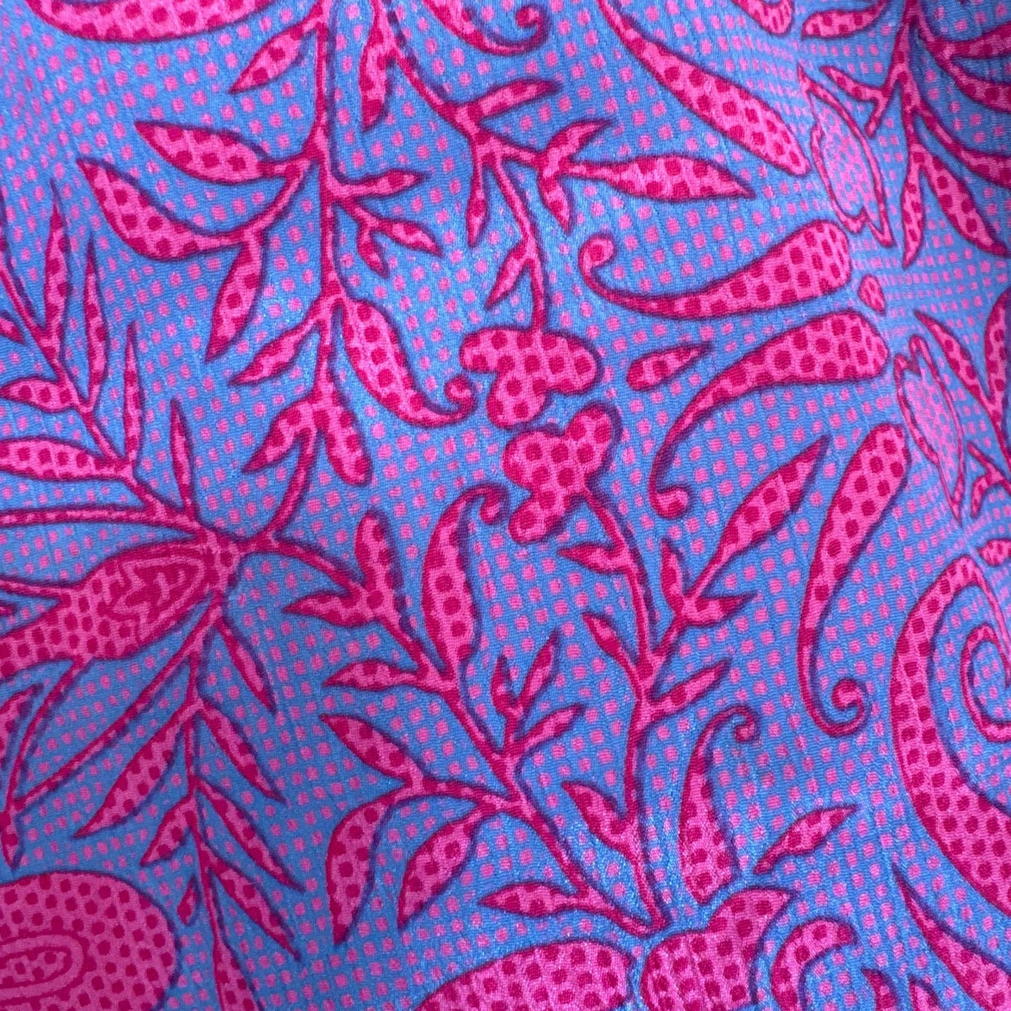 Upcycled Wickelbluse #929 aus Vintage-Sari in Lila & Pink – Detailansicht