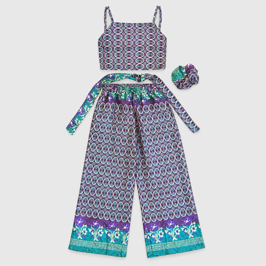 Upcycled Set aus Wickeltop und Palazzo-Hose aus Sari-Stoff in Lila, Vorderansicht
