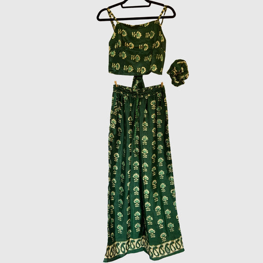 Upcycled Set aus Wickeltop und Palazzo-Hose aus Sari-Stoff in Türkis, Vorderansicht